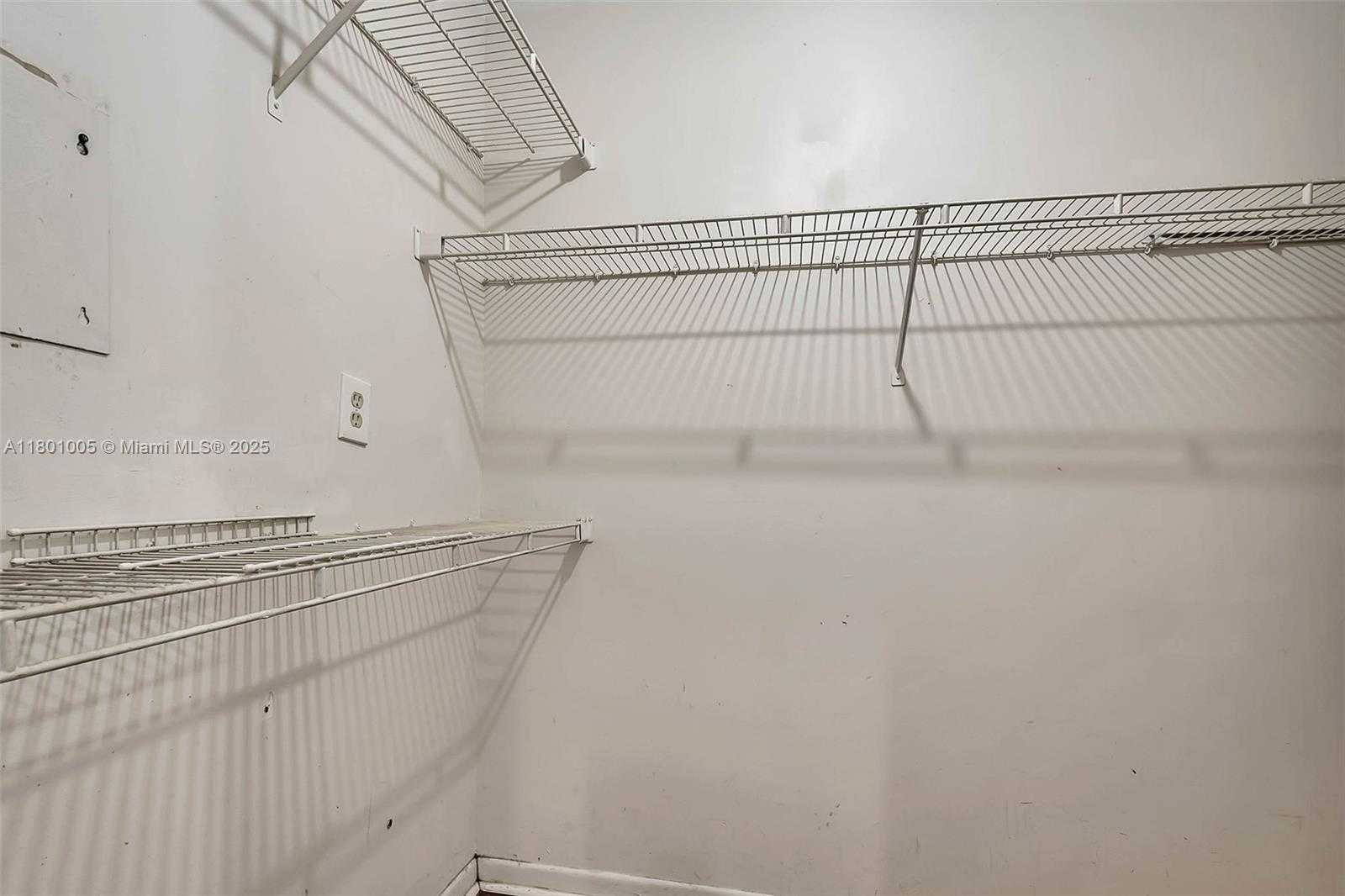 Small Image of 15295 SOUTH WEST 107TH LN #1009, Miami Number 13