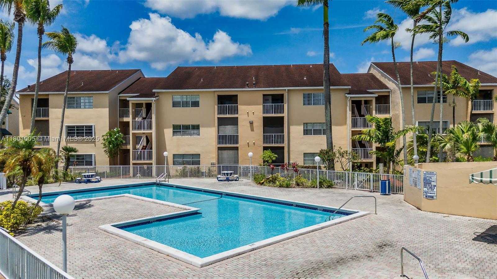 Small Image of 15295 SOUTH WEST 107TH LN #1009, Miami Number 18