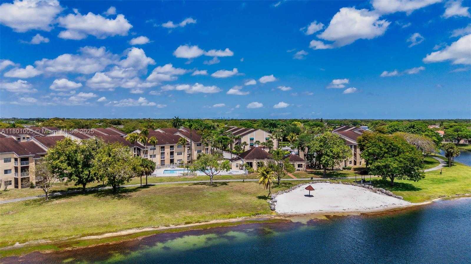 Small Image of 15295 SOUTH WEST 107TH LN #1009, Miami Number 26