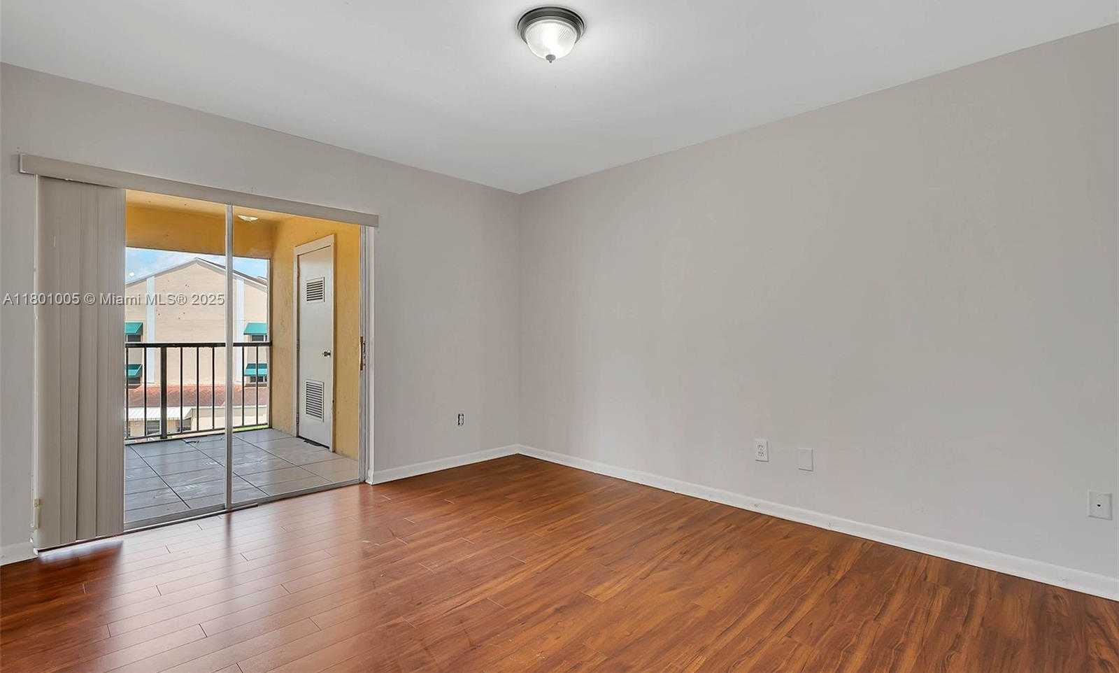 Small Image of 15295 SOUTH WEST 107TH LN #1009, Miami Number 9