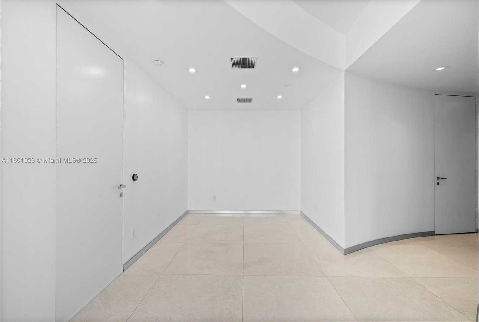 Small Image of 18975 COLLINS AVE #404, Sunny Isles Beach Number 16
