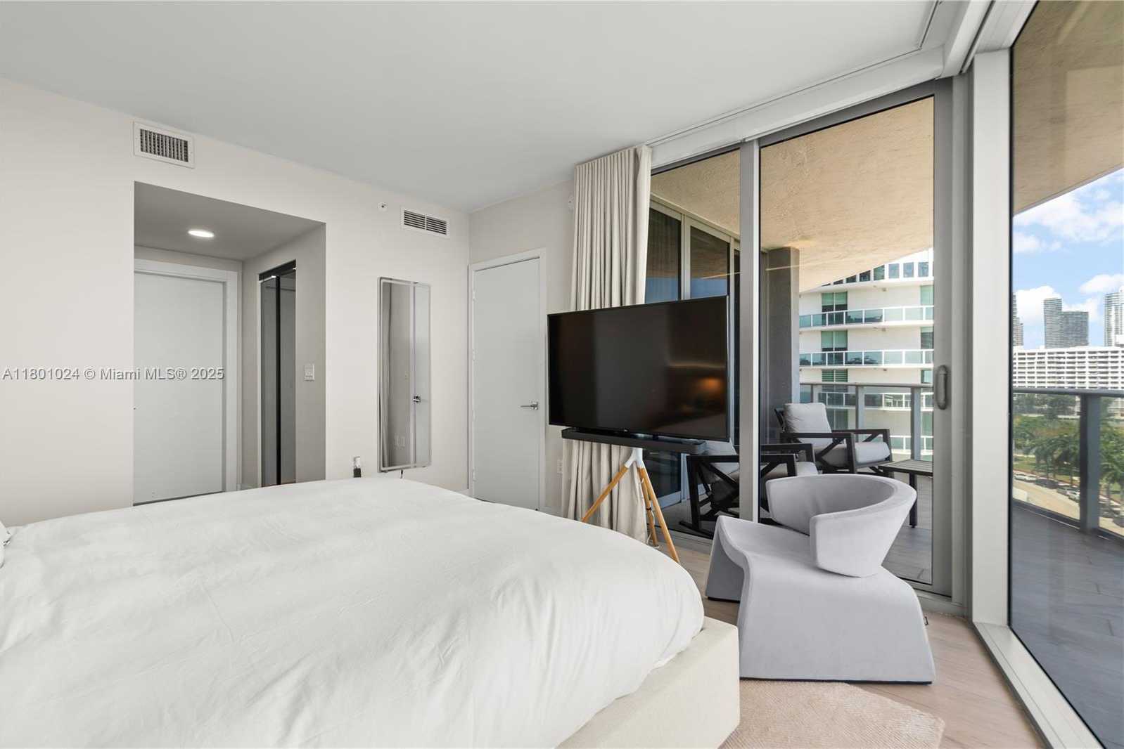 Small Image of 488 NORTH EAST 18TH ST #715, Miami Number 15