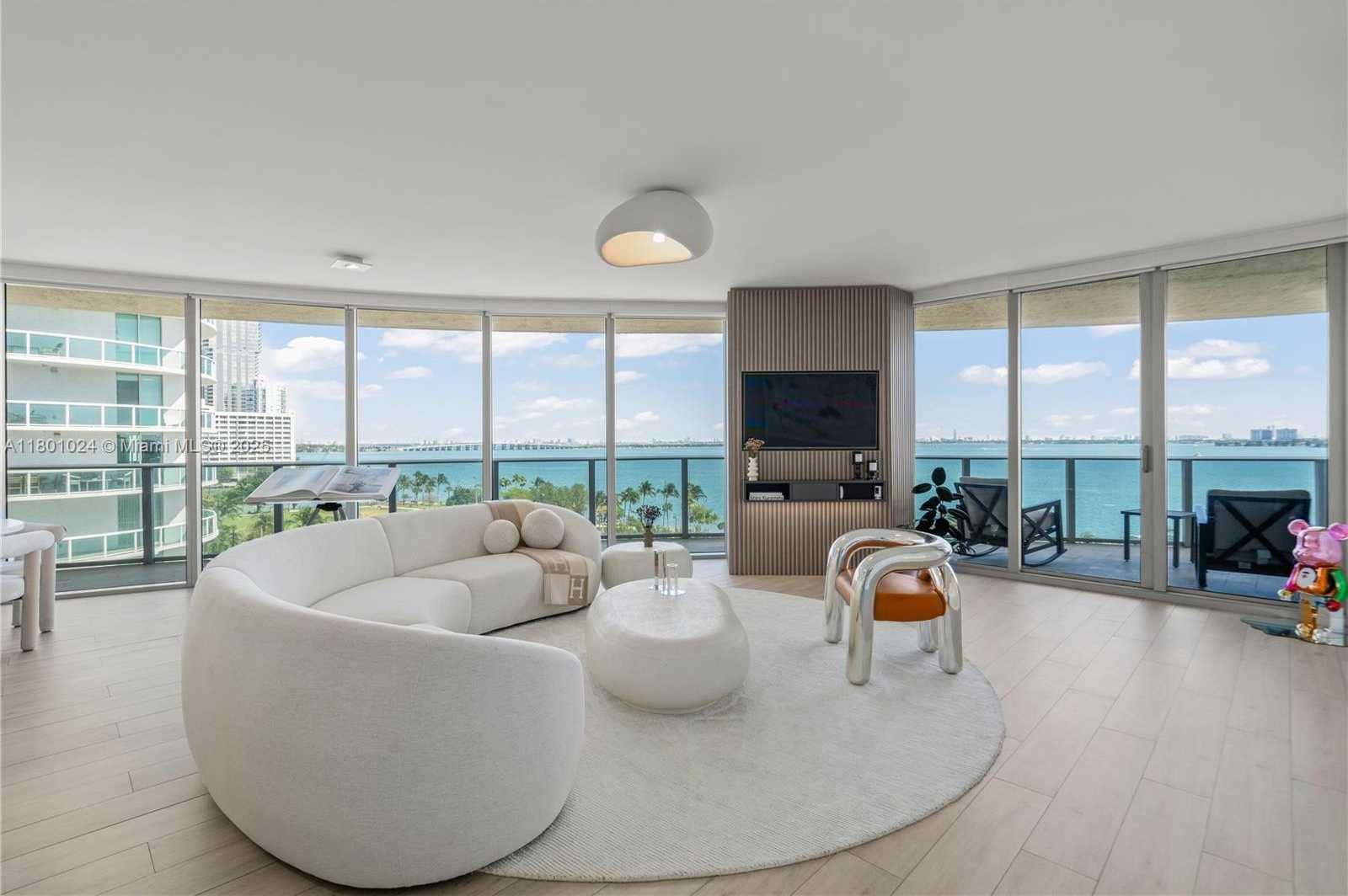 Small Image of 488 NORTH EAST 18TH ST #715, Miami Number 3