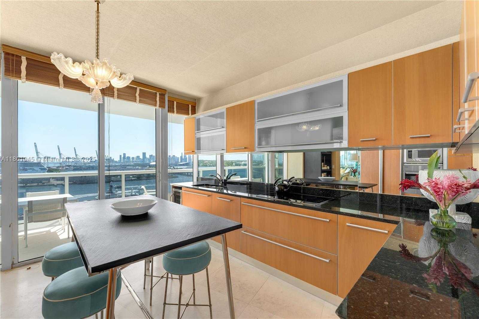 Small Image of 400 ALTON RD #1101, Miami Beach Number 5