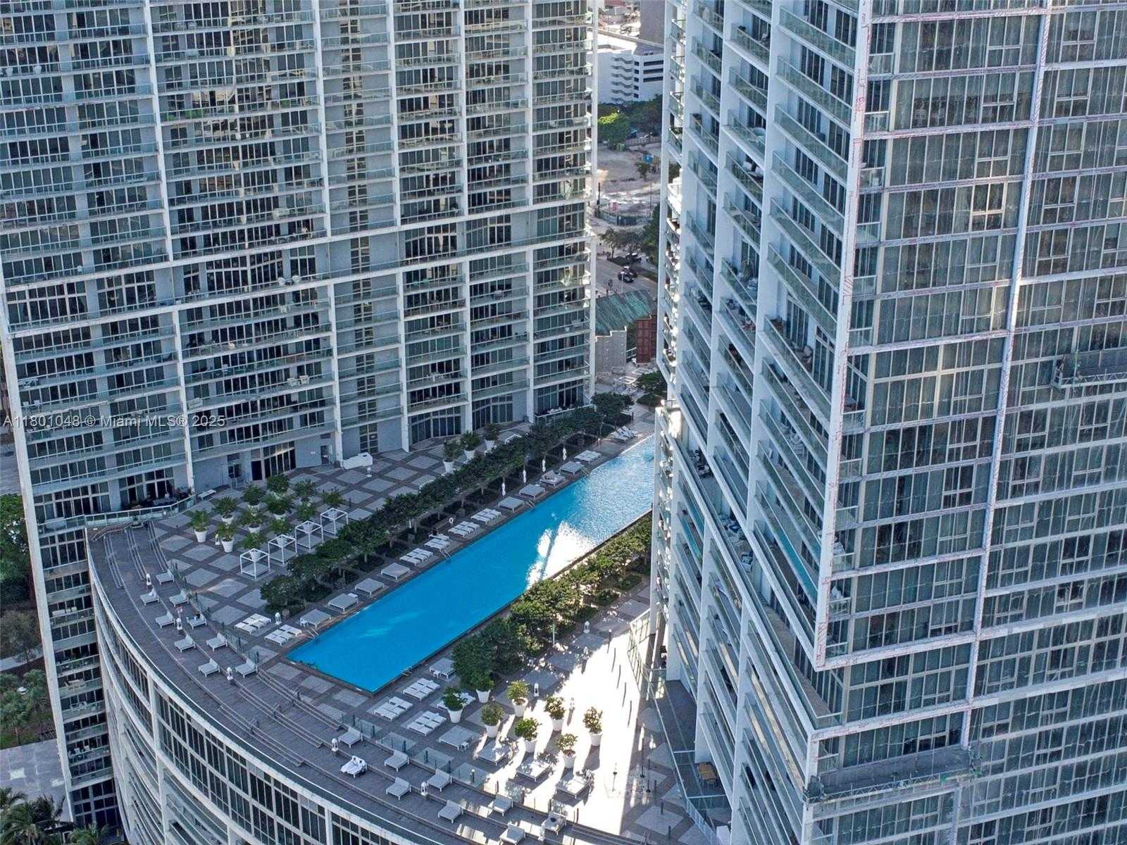 Small Image of 485 BRICKELL AVE #1609, Miami Number 18