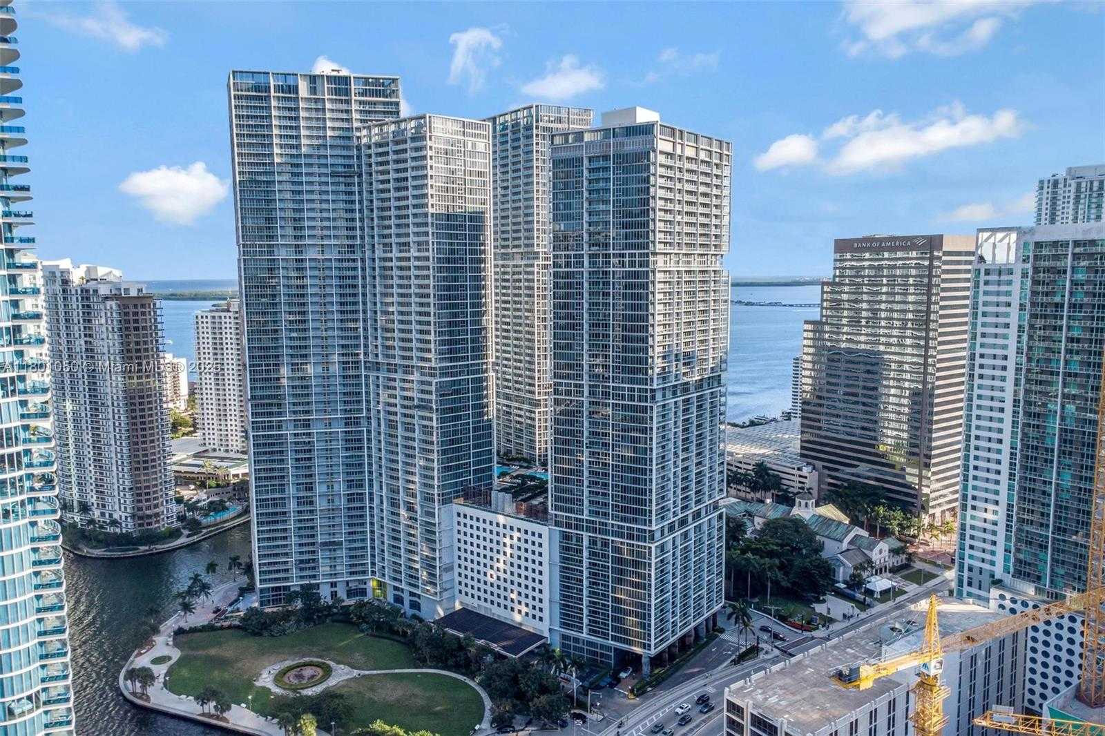 Small Image of 485 BRICKELL AVE #1909, Miami Number 19