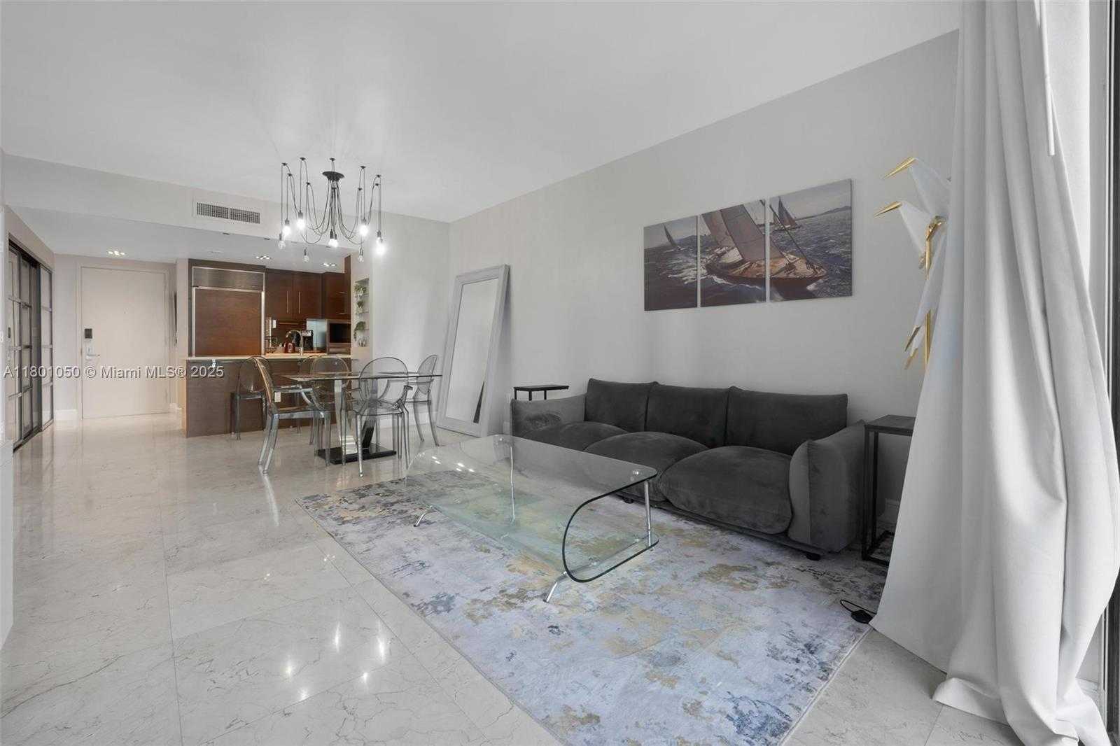 Small Image of 485 BRICKELL AVE #1909, Miami Number 5