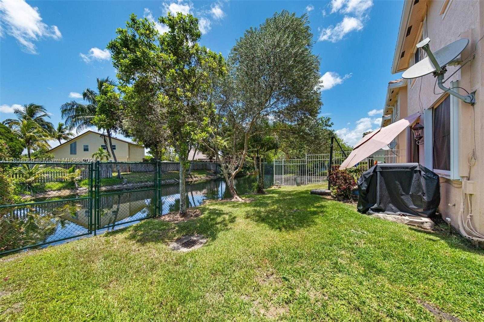 Small Image of 3869 NORTH WEST 92ND AVE, Sunrise Number 17