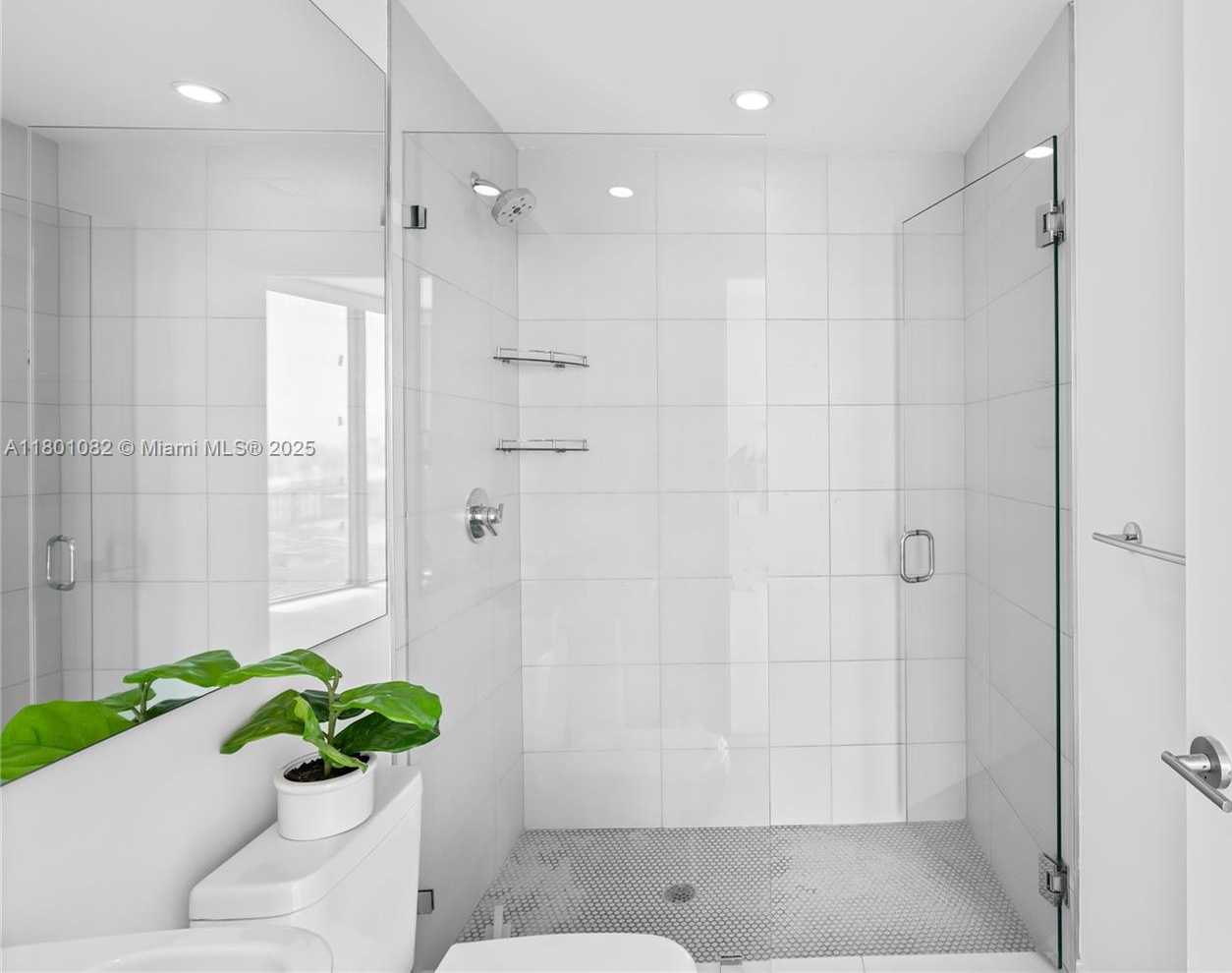 Small Image of 2900 NORTH EAST 7TH AVE #1409, Miami Number 13