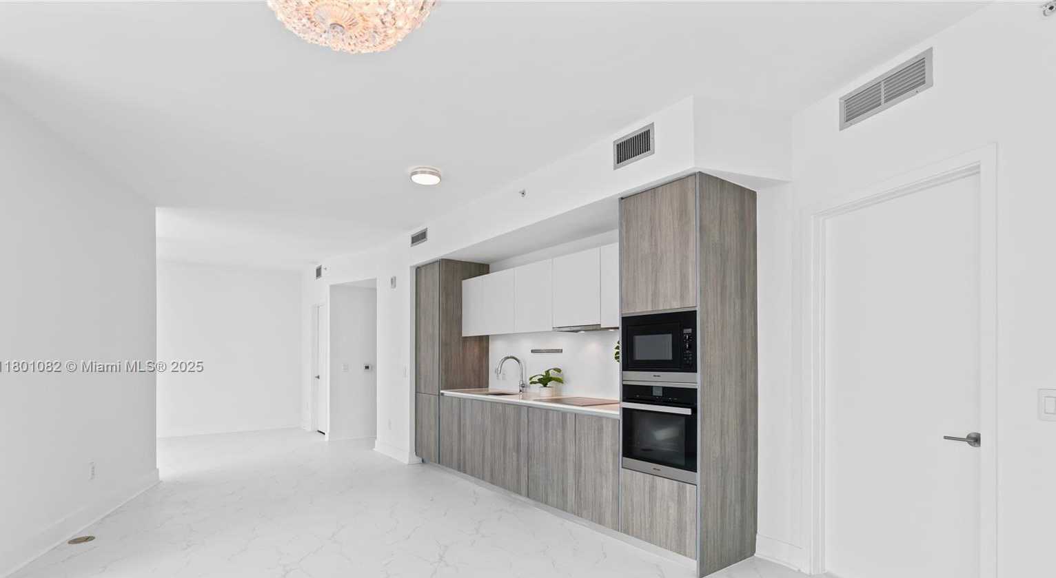 Small Image of 2900 NORTH EAST 7TH AVE #1409, Miami Number 18