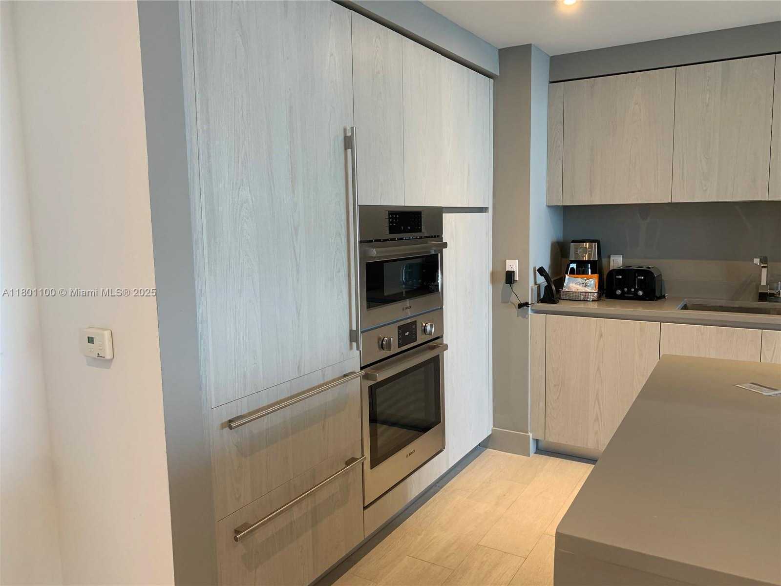 Small Image of 4010 SOUTH OCEAN DR #R3407, Hollywood Number 10