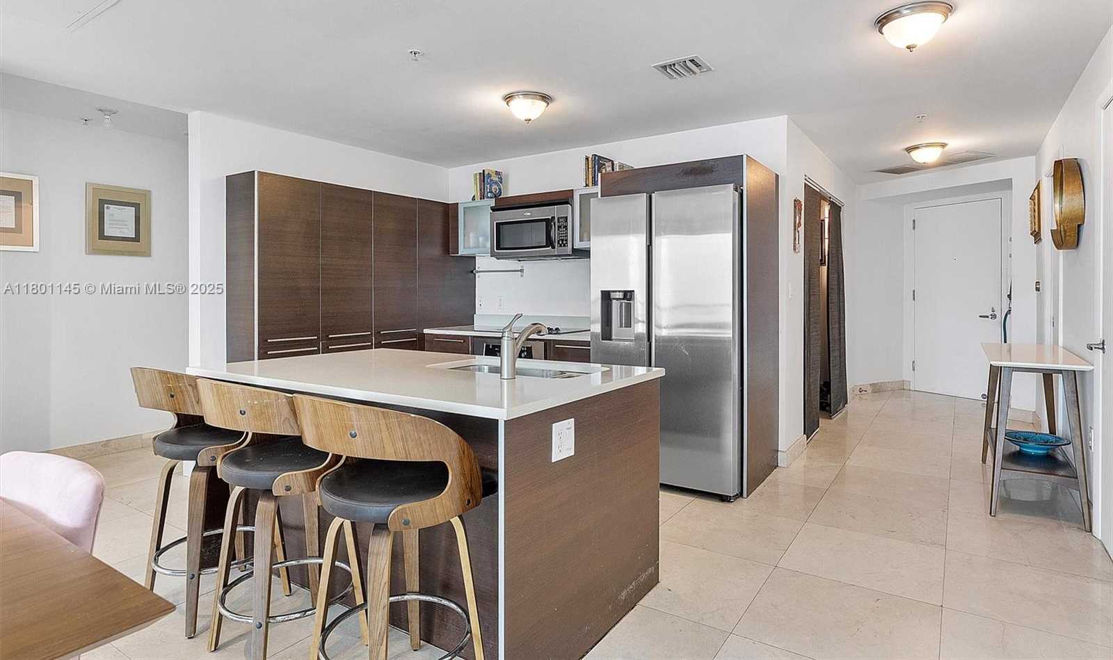 Small Image of 1900 NORTH BAYSHORE DR #2915, Miami Number 8