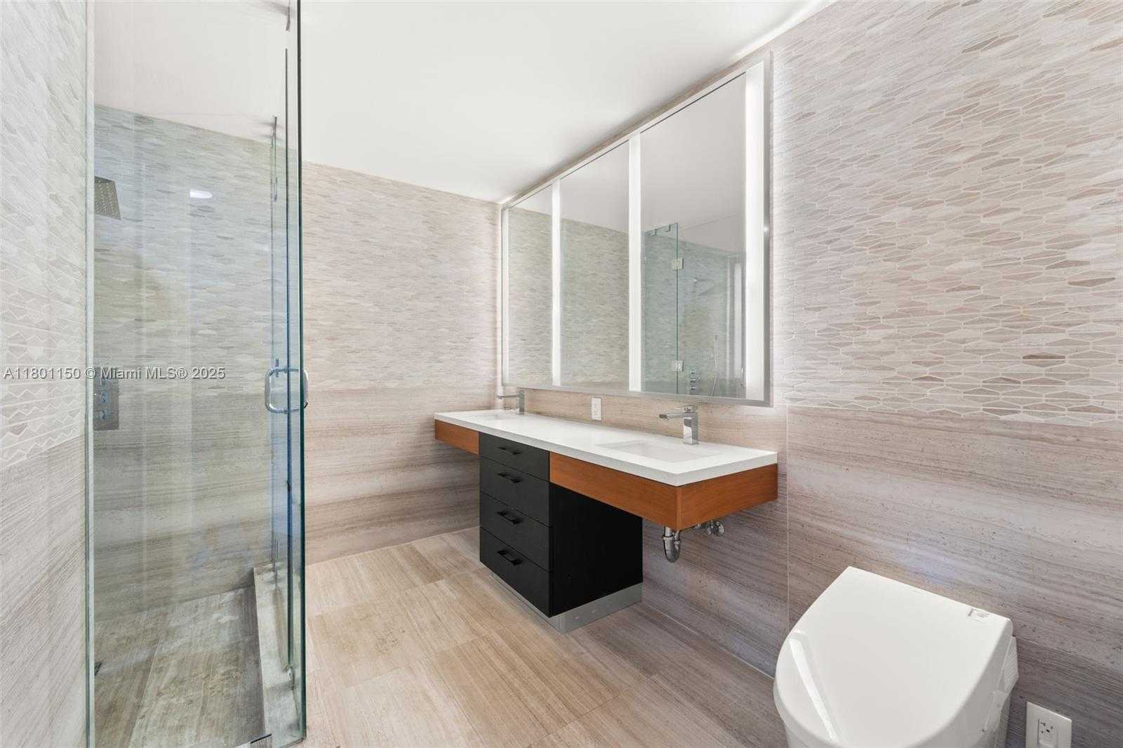 Small Image of 1 COLLINS AVE #108, Miami Beach Number 12