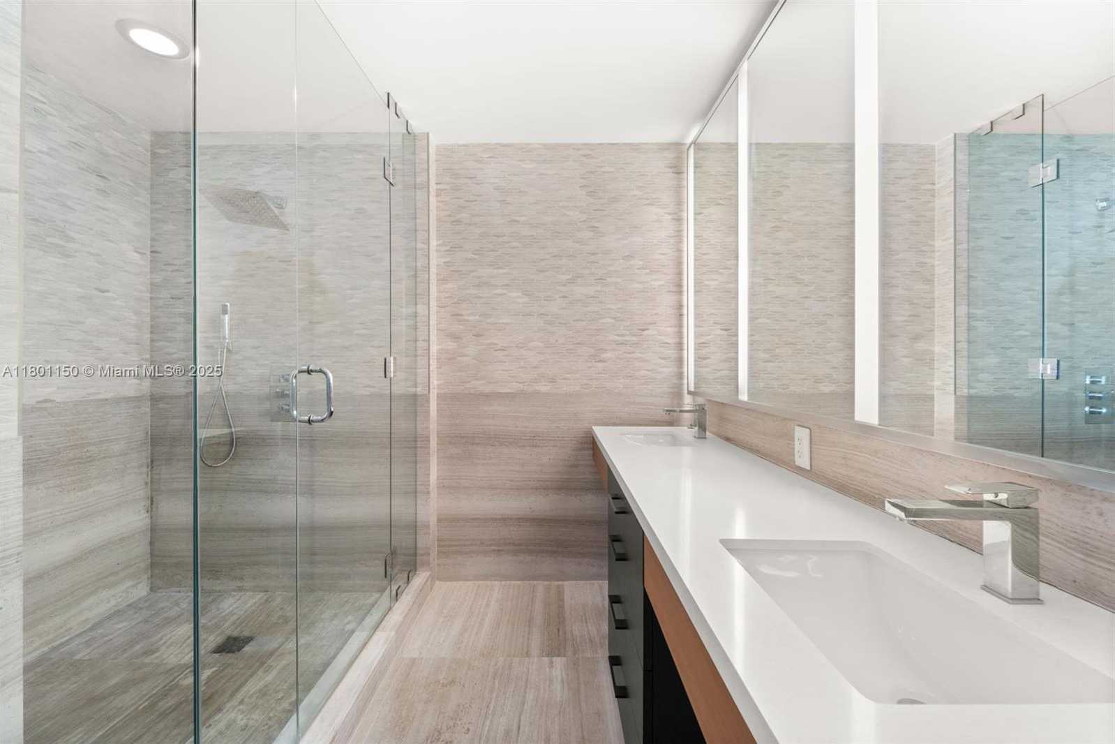 Small Image of 1 COLLINS AVE #108, Miami Beach Number 13