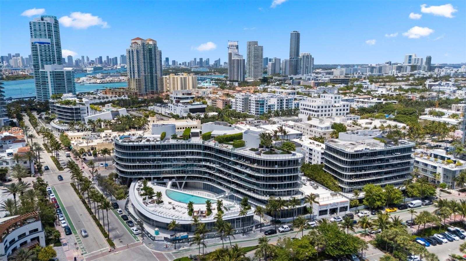 Small Image of 1 COLLINS AVE #108, Miami Beach Number 24
