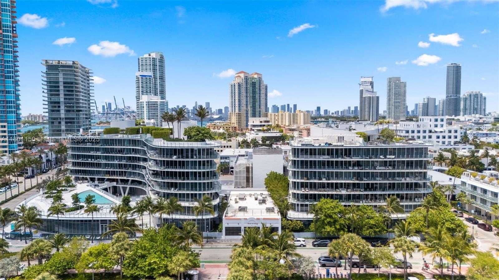 Small Image of 1 COLLINS AVE #108, Miami Beach Number 28