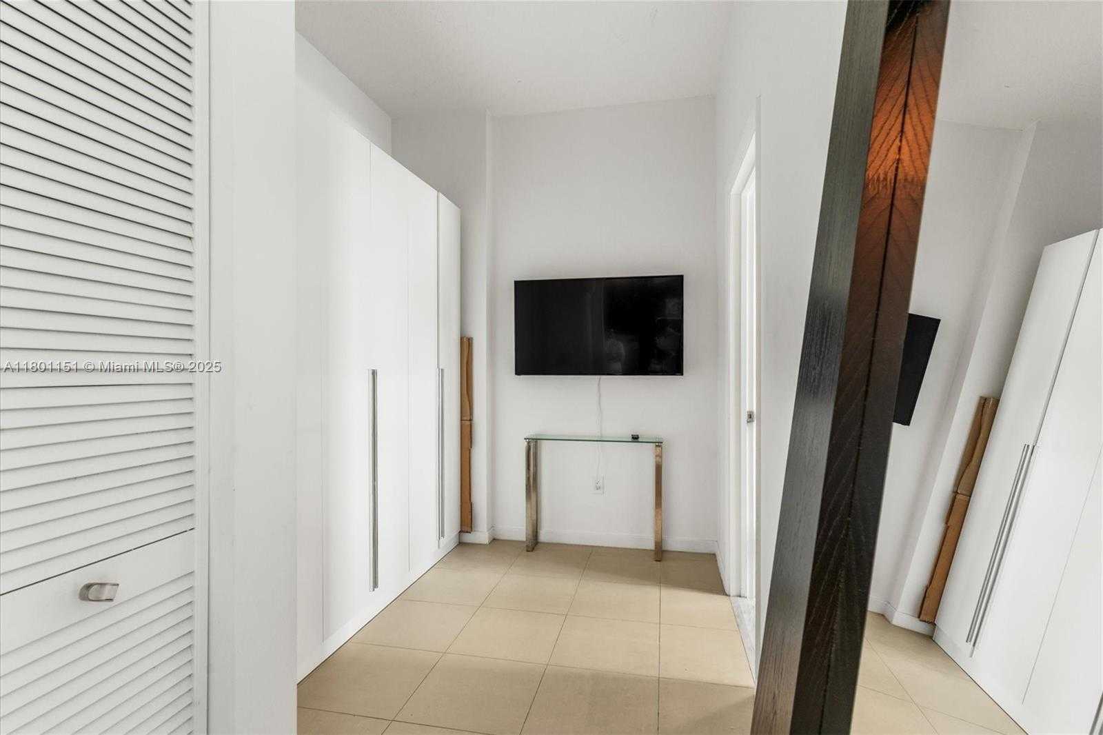 Small Image of 333 NORTH EAST 24TH ST #1906, Miami Number 12