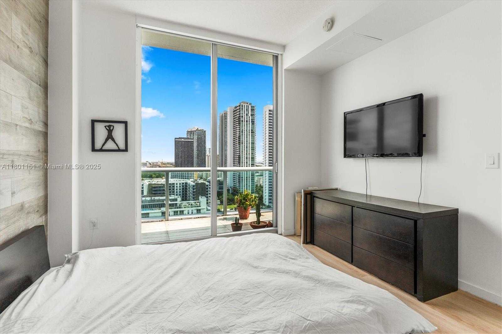 Small Image of 333 NORTH EAST 24TH ST #1906, Miami Number 16