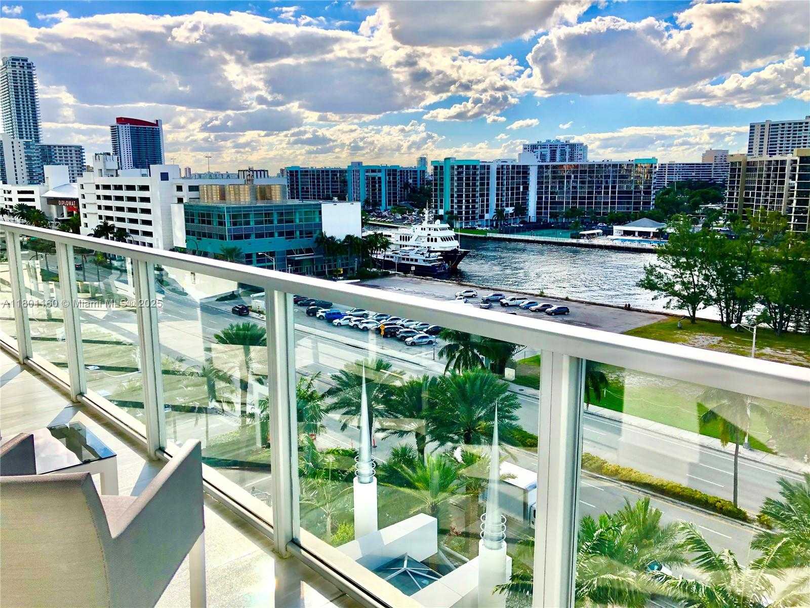 Small Image of 3101 SOUTH OCEAN DR #801, Hollywood Number 28