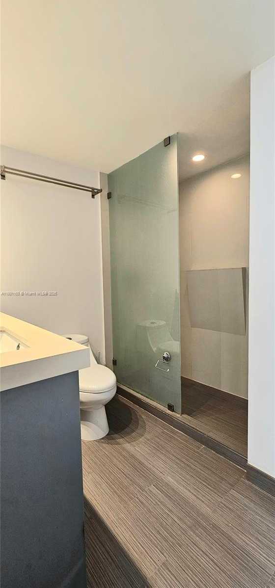 Small Image of 1000 WEST AVE #715, Miami Beach Number 11