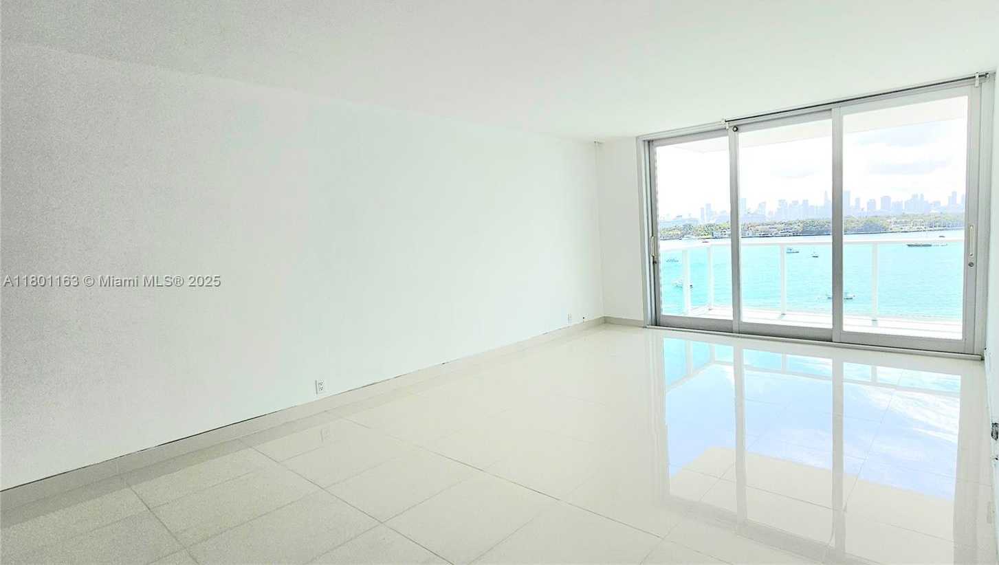 Small Image of 1000 WEST AVE #715, Miami Beach Number 6