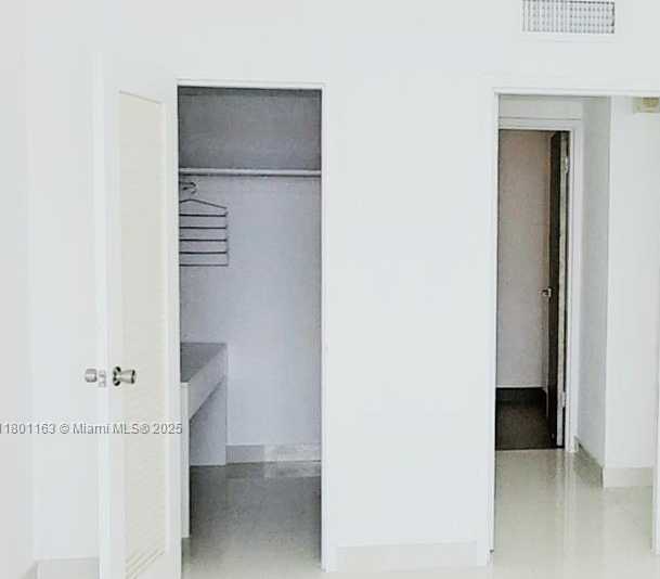 Small Image of 1000 WEST AVE #715, Miami Beach Number 9