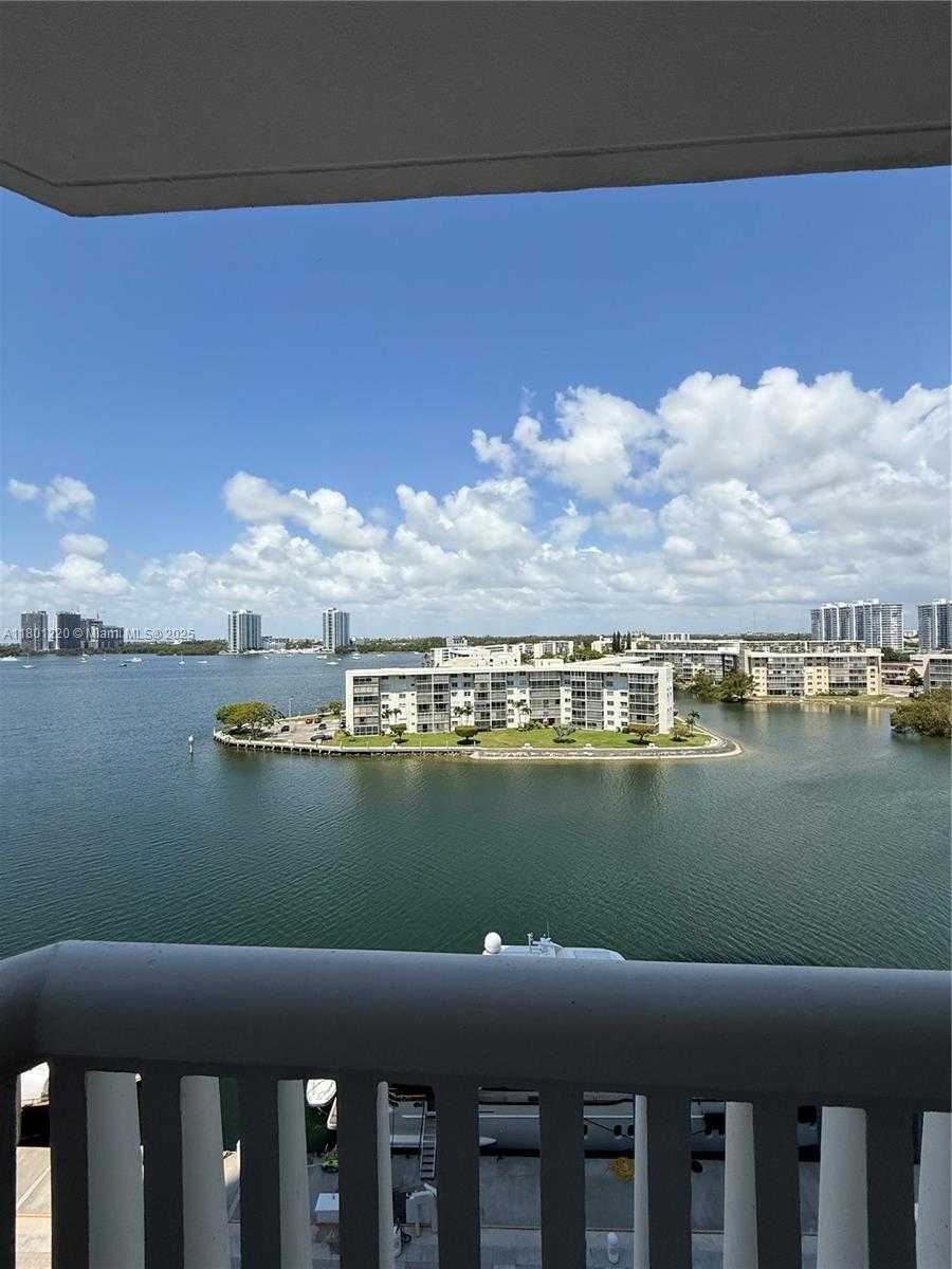 Small Image of 1000 ISLAND BLVD #911, Aventura Number 15