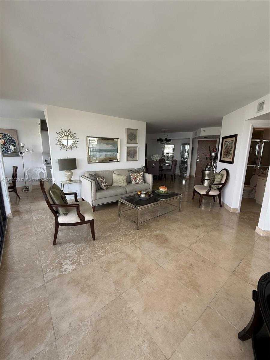 Small Image of 1000 ISLAND BLVD #911, Aventura Number 4
