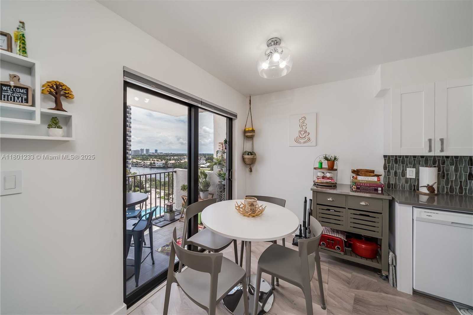 Small Image of 1201 SOUTH OCEAN DR #1105N, Hollywood Number 10