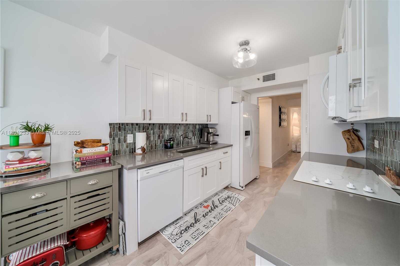 Small Image of 1201 SOUTH OCEAN DR #1105N, Hollywood Number 16