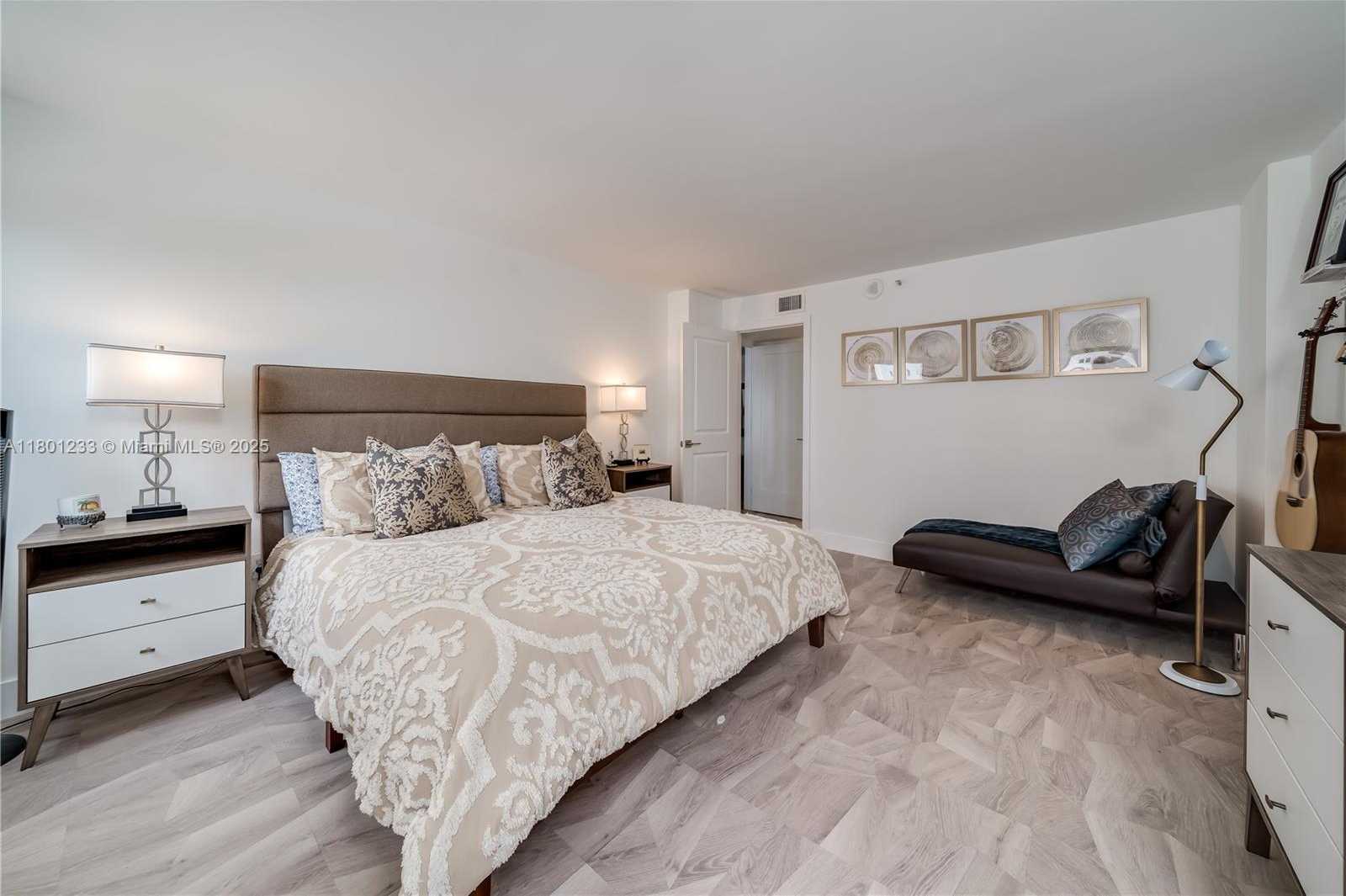 Small Image of 1201 SOUTH OCEAN DR #1105N, Hollywood Number 23