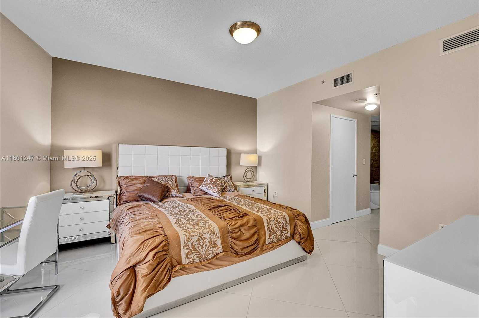 Small Image of 16275 COLLINS AVE #2002, Sunny Isles Beach Number 9