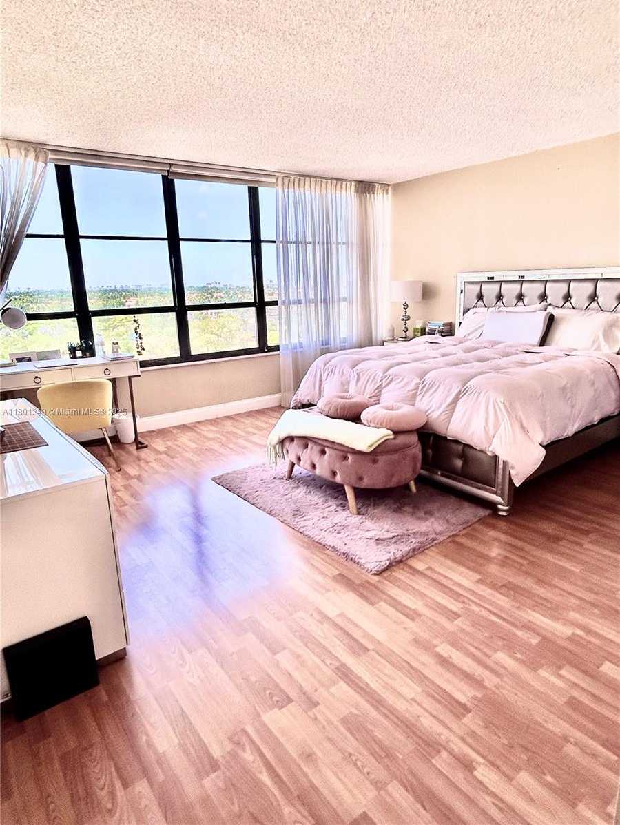 Small Image of 600 THREE ISLANDS BLVD #905, Hallandale Beach Number 12