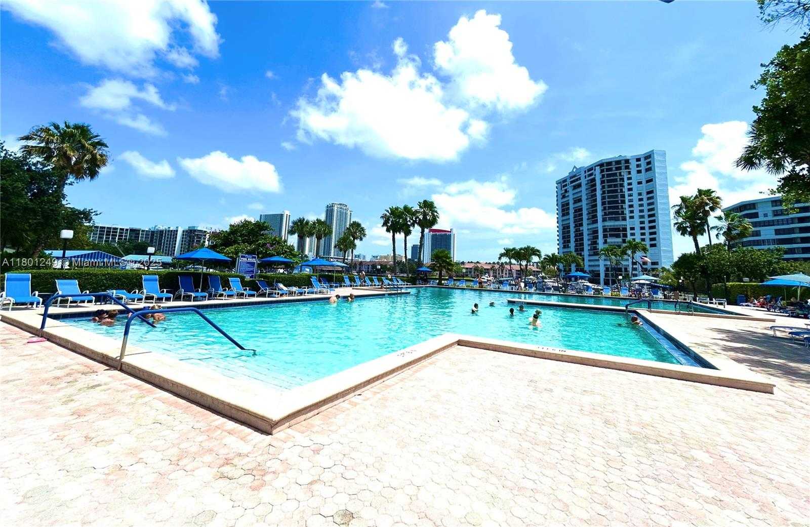Small Image of 600 THREE ISLANDS BLVD #905, Hallandale Beach Number 21