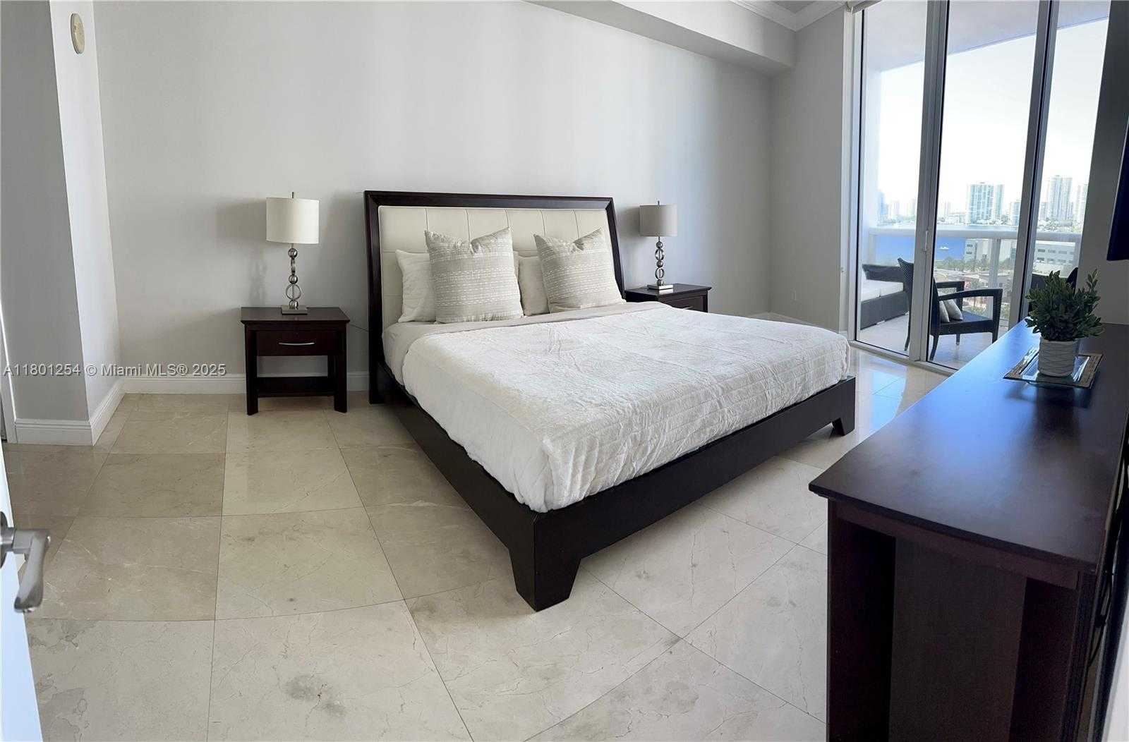 Small Image of 18101 COLLINS AVE #1108, Sunny Isles Beach Number 14