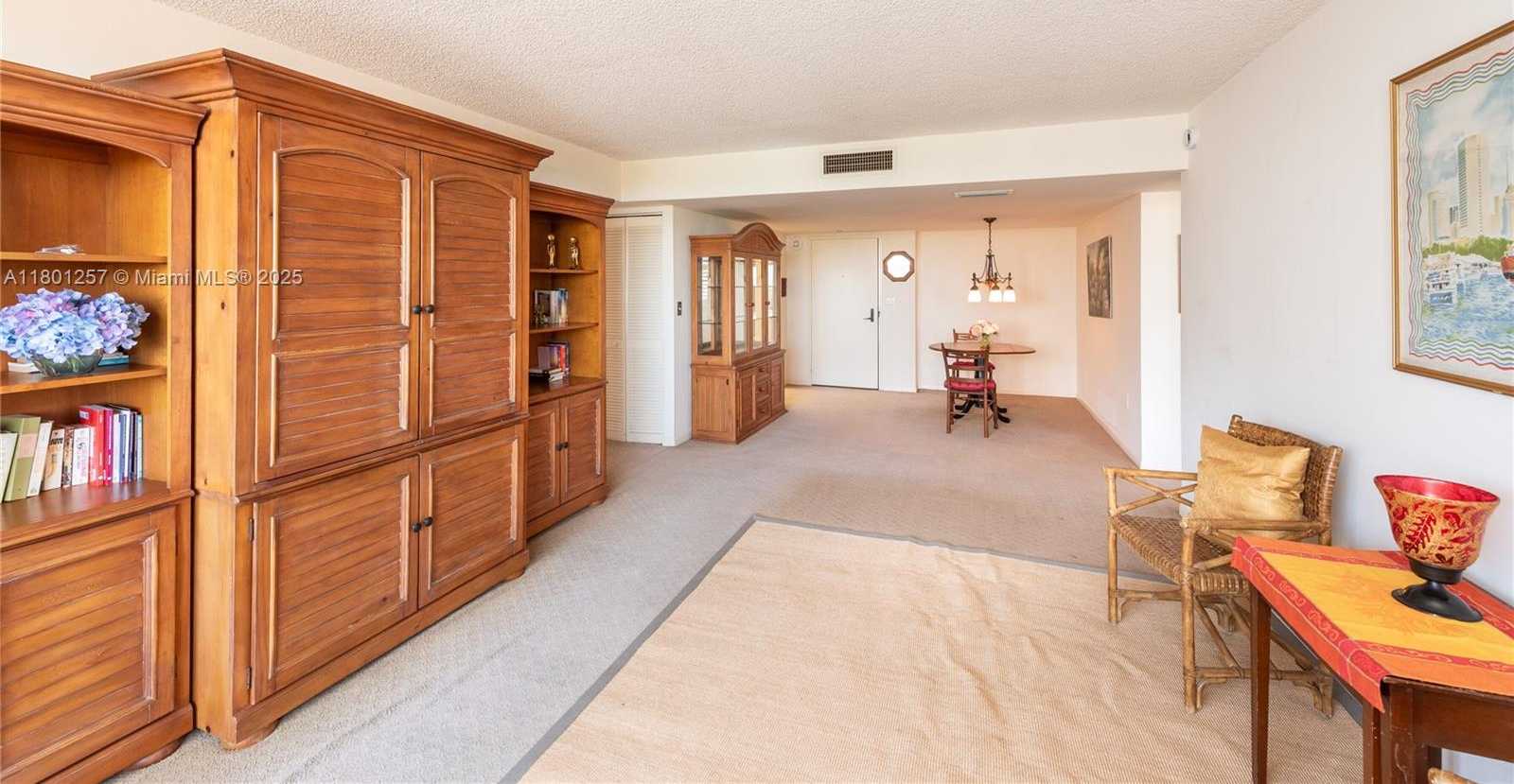 Small Image of 600 BILTMORE WAY #1217, Coral Gables Number 2