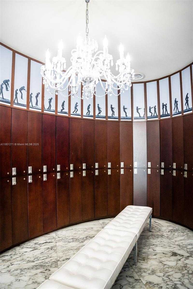 Small Image of 495 BRICKELL AVE #4102, Miami Number 57