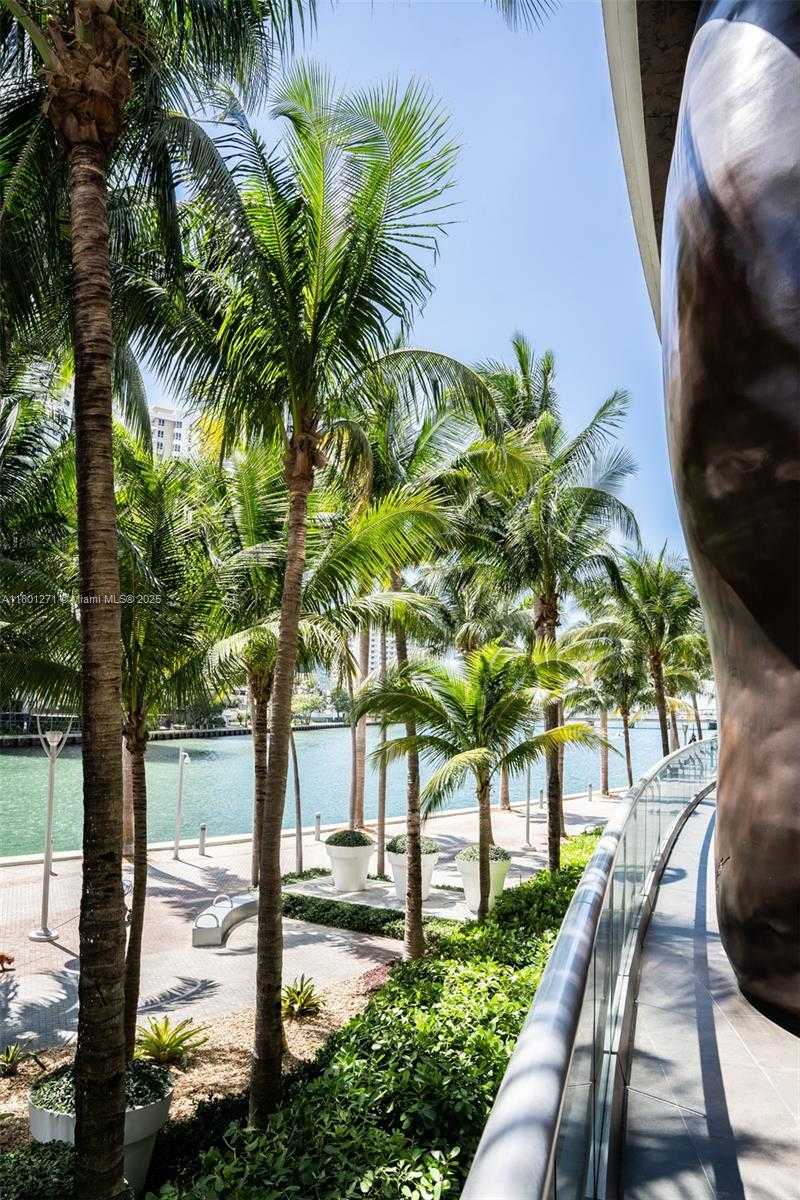 Small Image of 495 BRICKELL AVE #4102, Miami Number 60