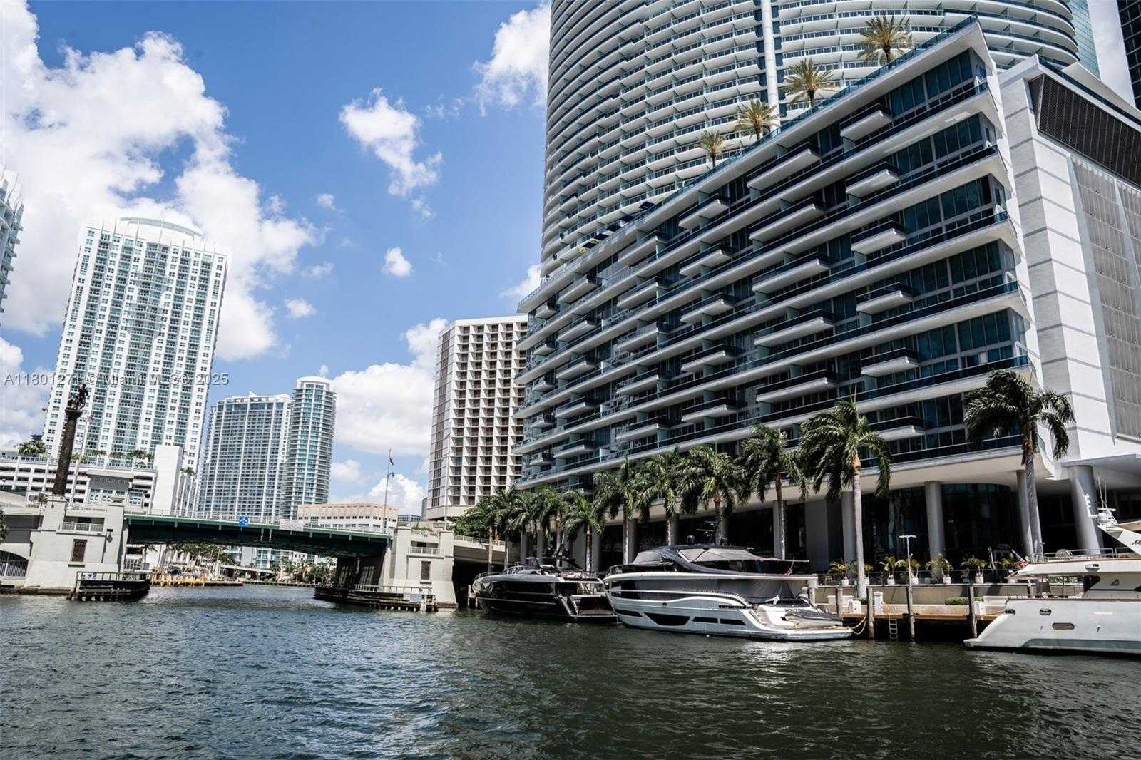 Small Image of 495 BRICKELL AVE #4102, Miami Number 63