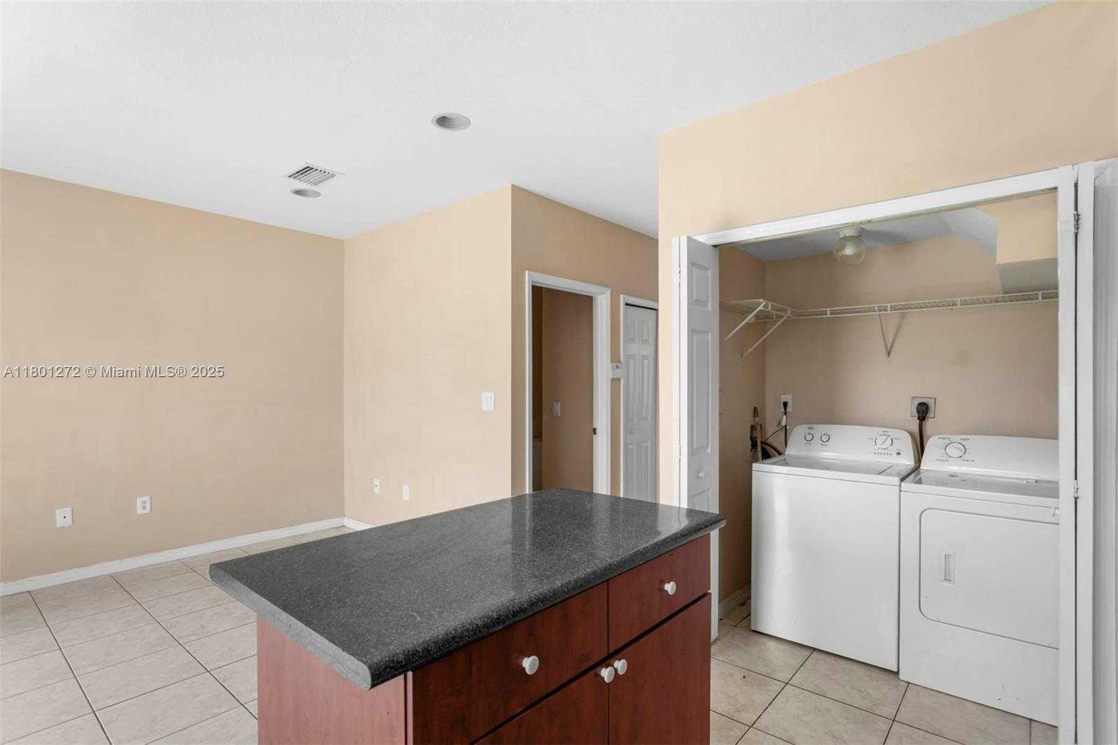 Small Image of 2946 SOUTH EAST 15TH TER, Homestead Number 11