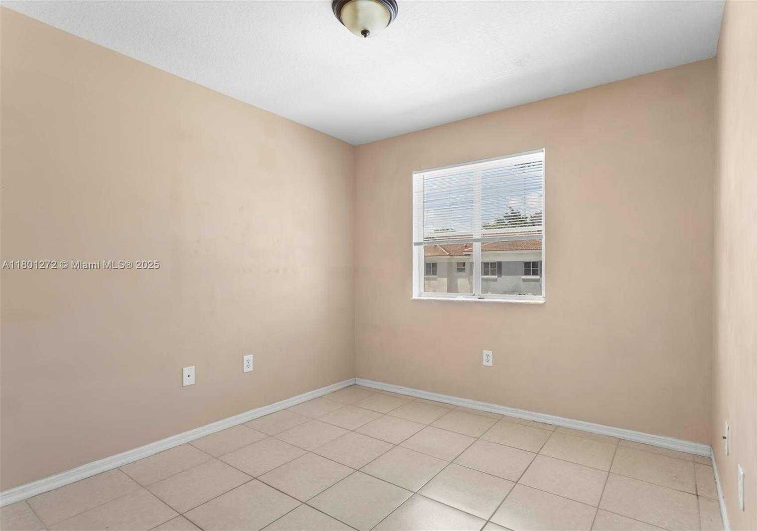 Small Image of 2946 SOUTH EAST 15TH TER, Homestead Number 19