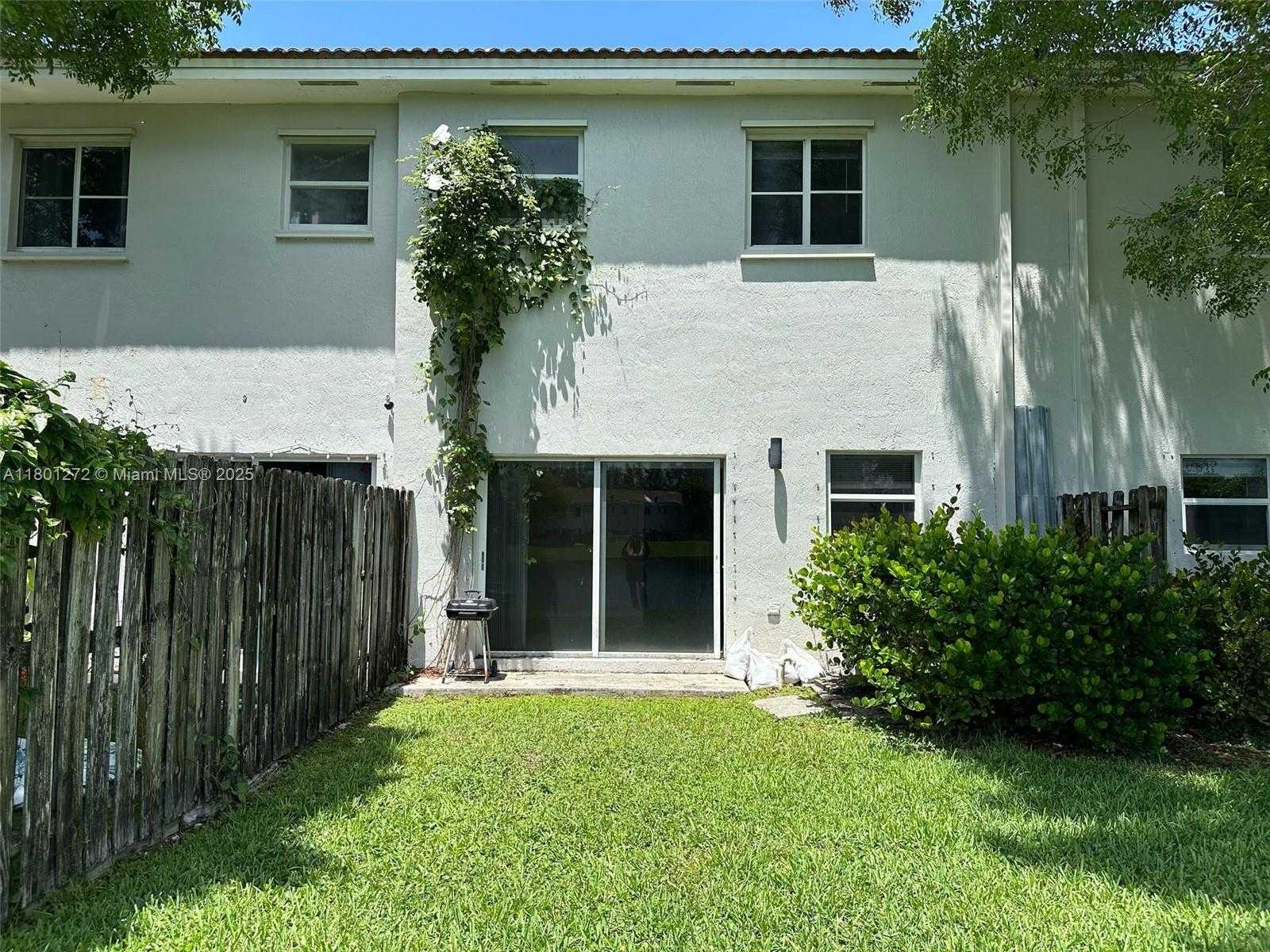 Small Image of 2946 SOUTH EAST 15TH TER, Homestead Number 25