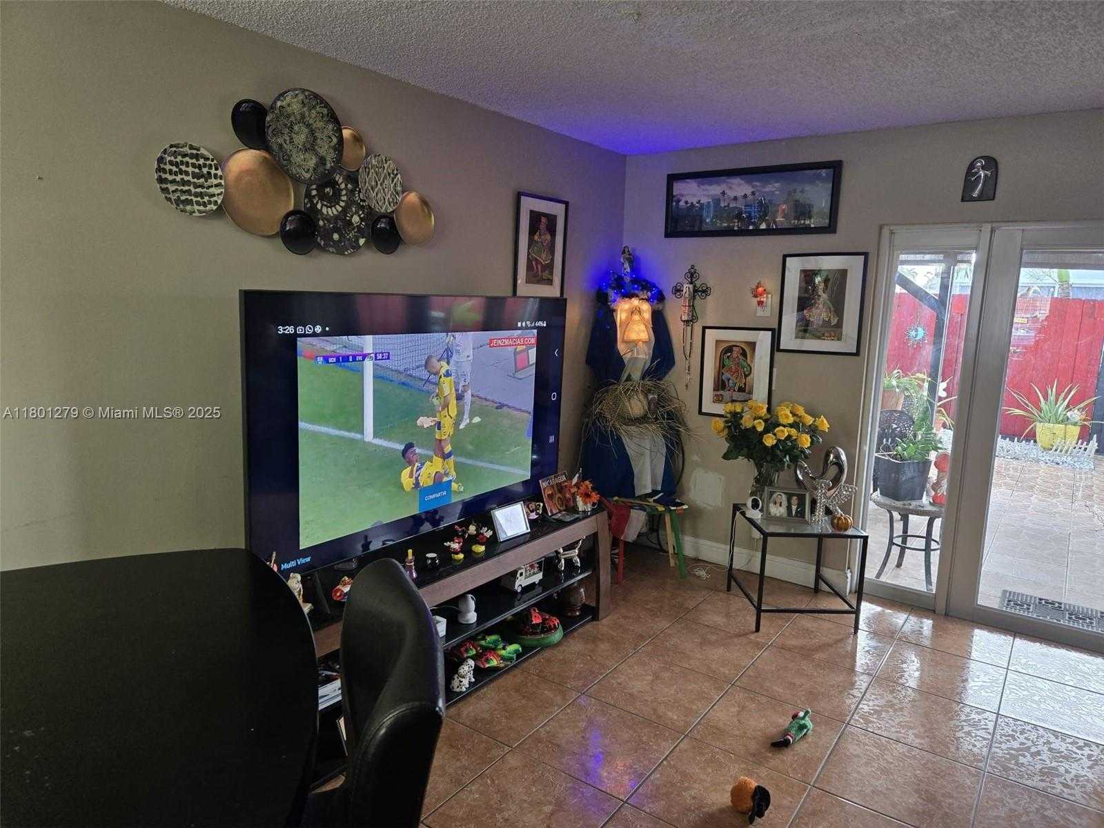 Small Image of 17472 SOUTH WEST 140TH CT, Miami Number 2