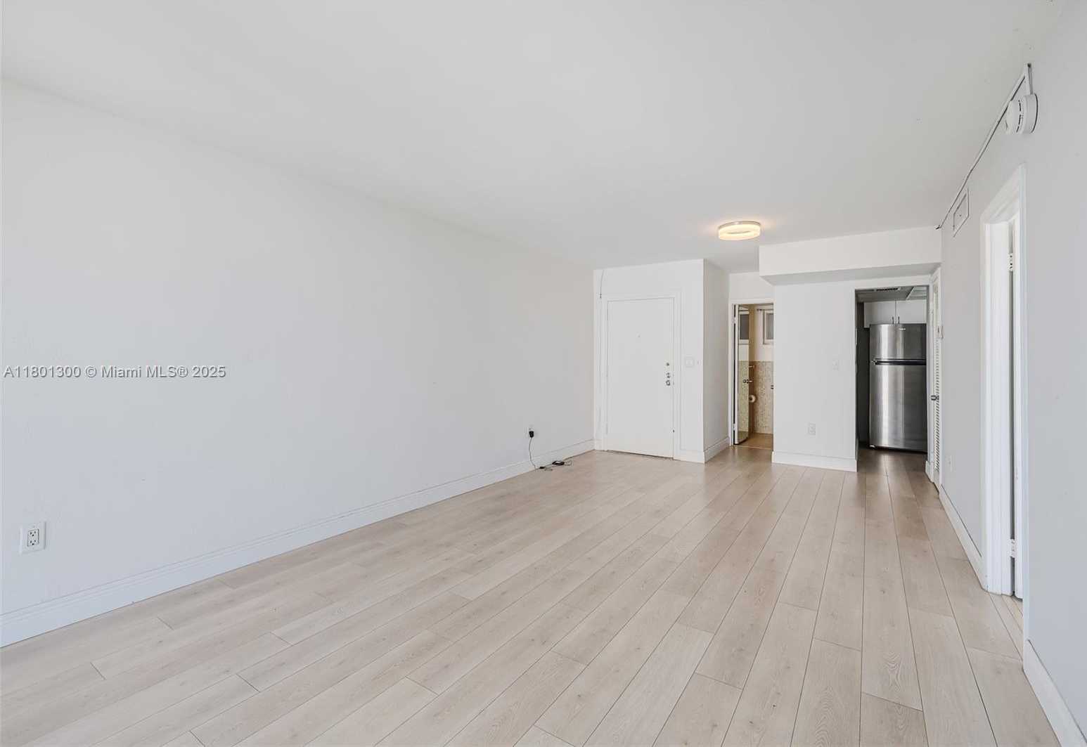 Small Image of 1345 LINCOLN #1006, Miami Beach Number 17