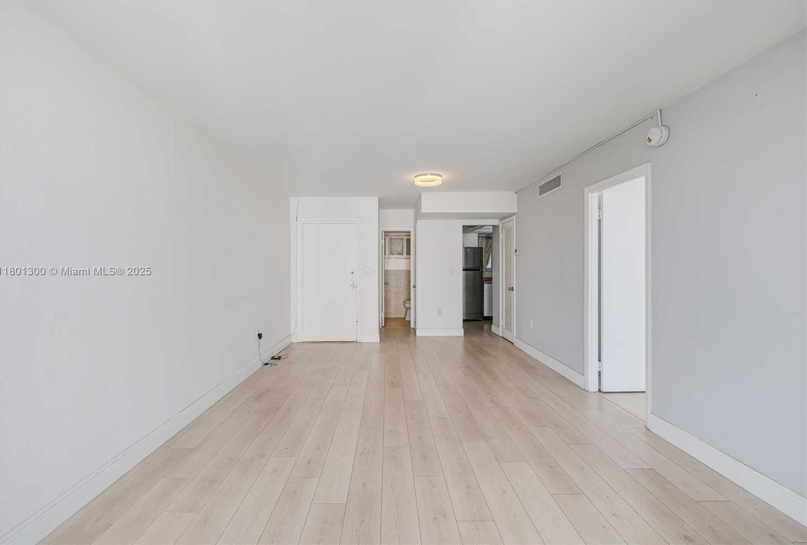 Small Image of 1345 LINCOLN #1006, Miami Beach Number 18