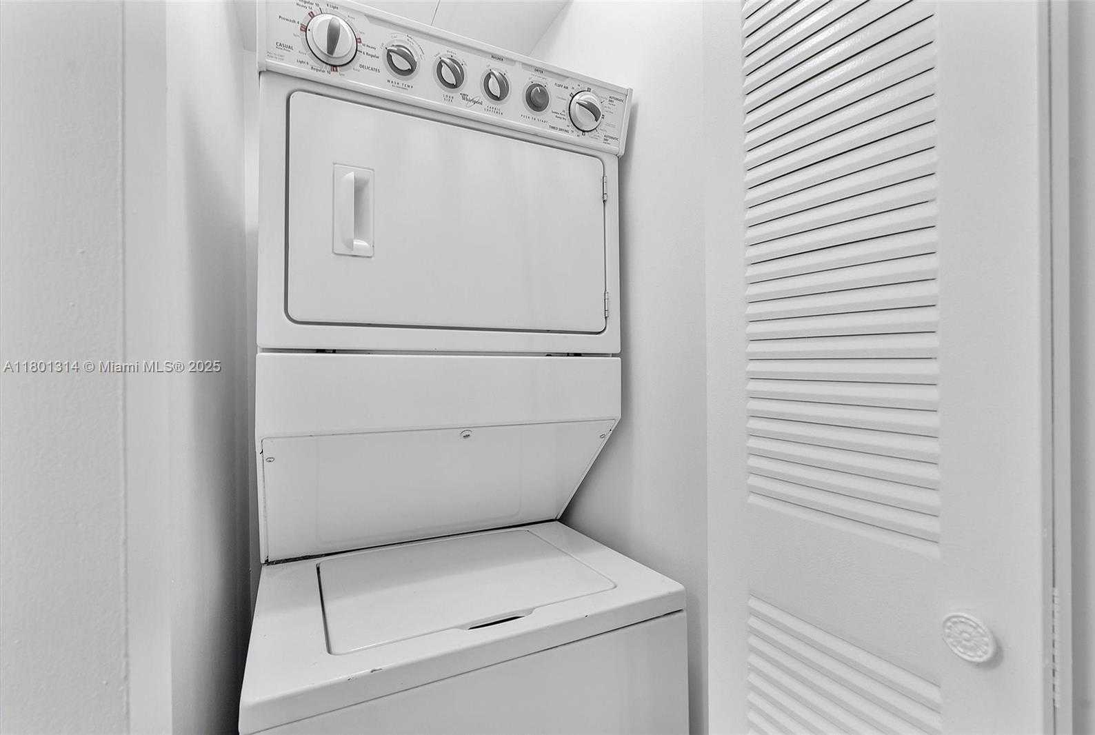 Small Image of 530 SOUTH PARK RD #23-11, Hollywood Number 14