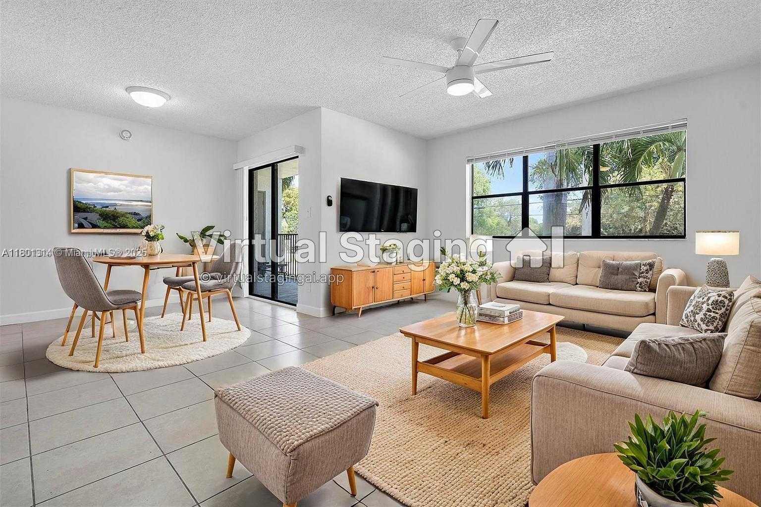 Small Image of 530 SOUTH PARK RD #23-11, Hollywood Number 3