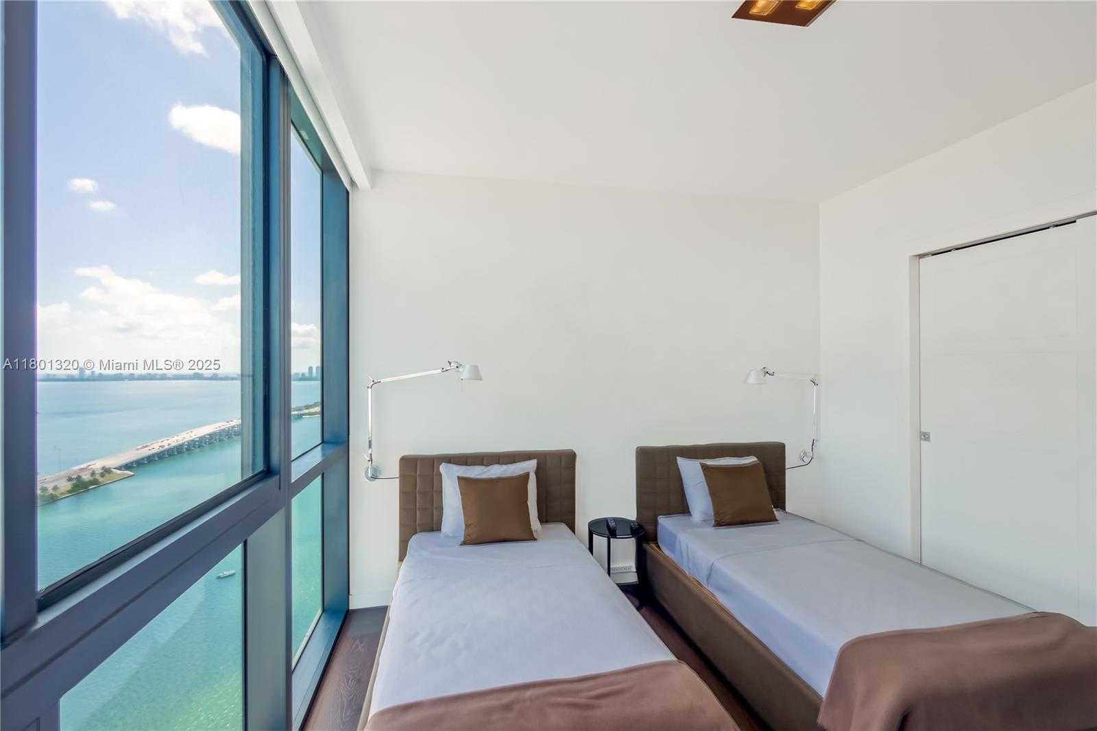 Small Image of 3131 NORTH EAST 7TH AVE #3606, Miami Number 31