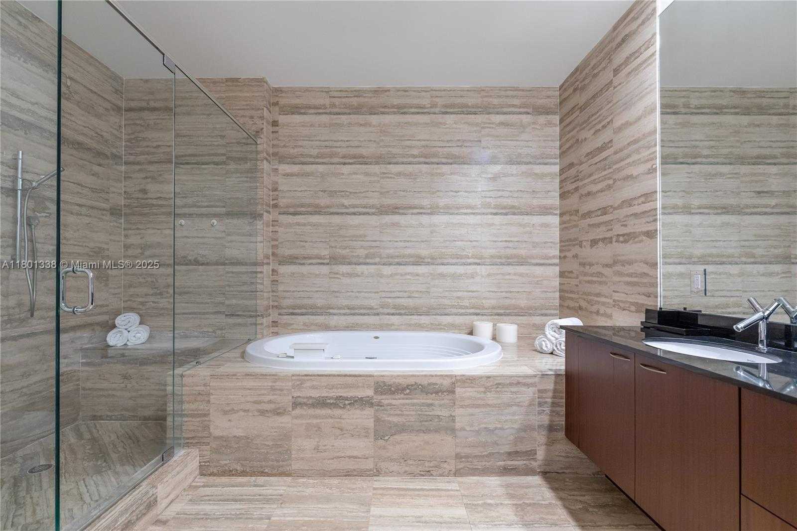 Small Image of 16001 COLLINS AVE #3307, Sunny Isles Beach Number 22