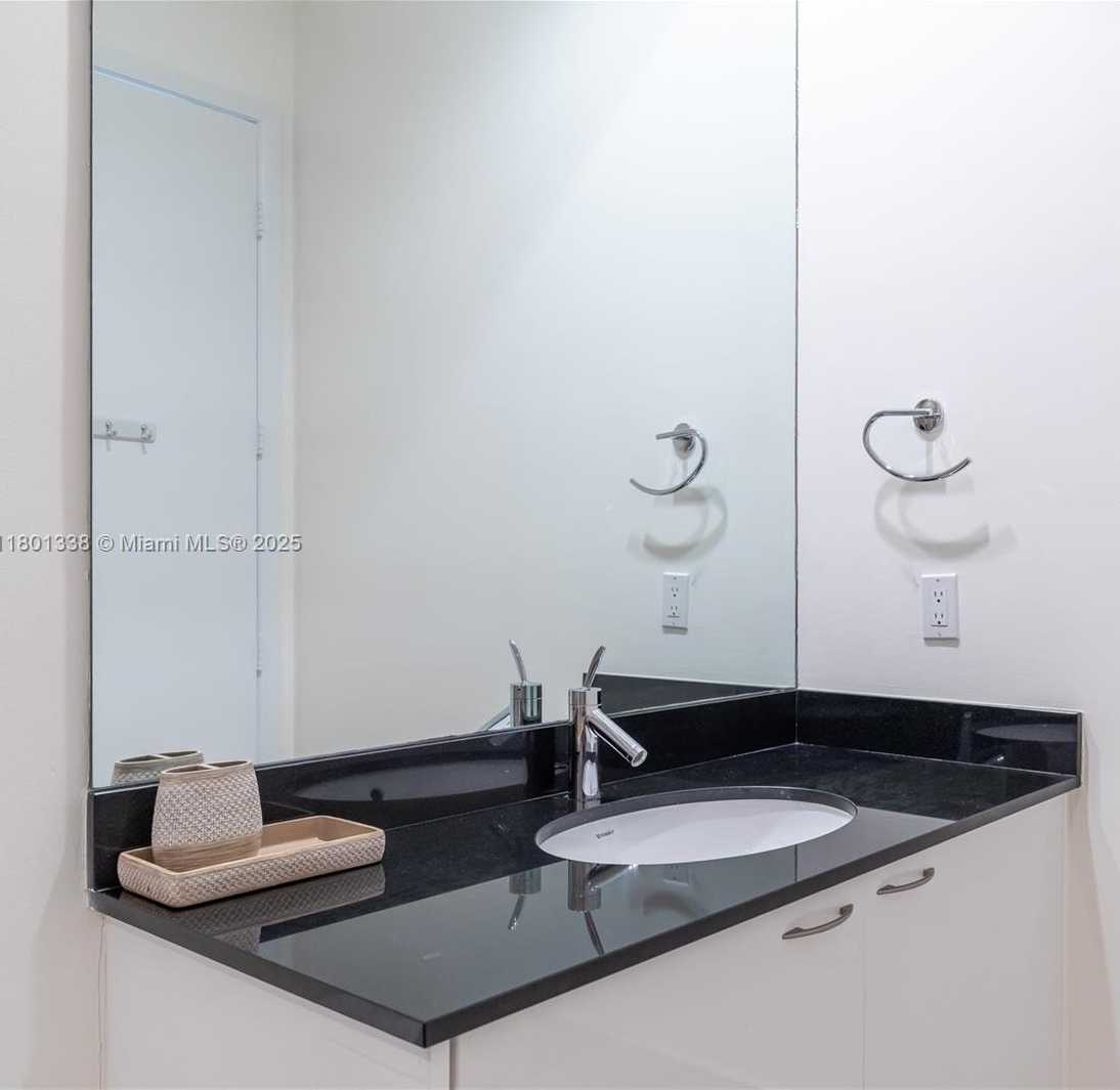 Small Image of 16001 COLLINS AVE #3307, Sunny Isles Beach Number 30